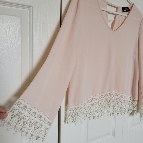 ASTR top - Picture 3 of 6